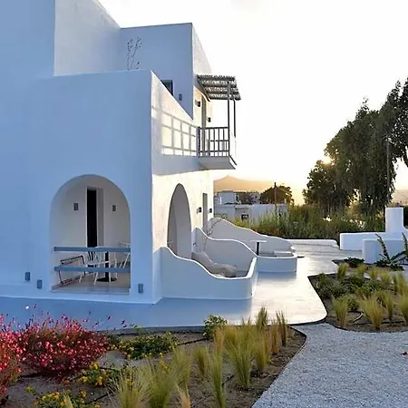 Crystal Mare Hotel