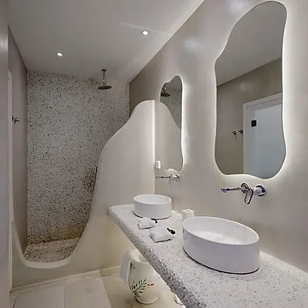 Crystal Mare Hotel 3*