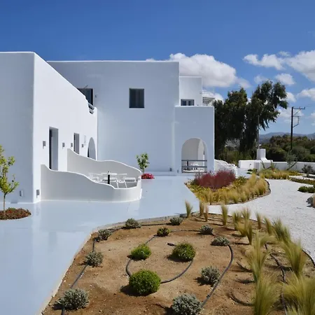 Crystal Mare Naxos City