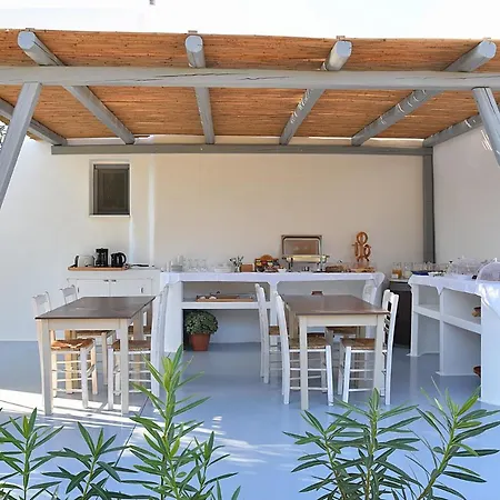 Crystal Mare 3* Naxos City