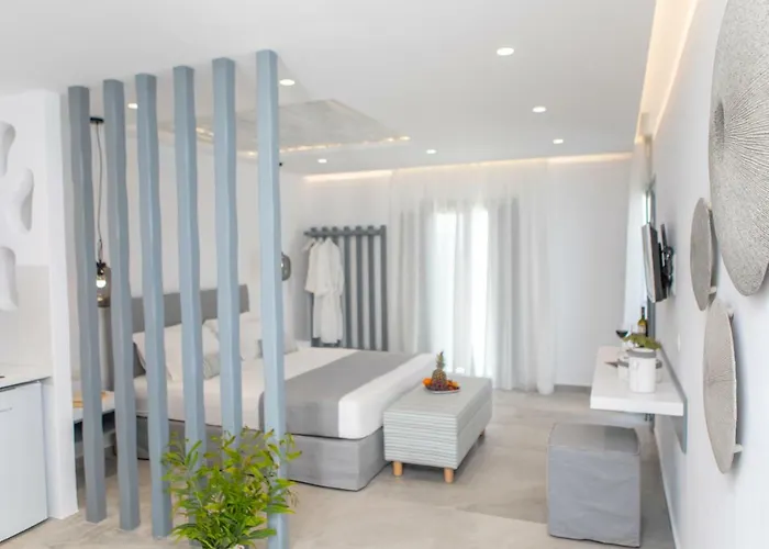 Crystal Mare Hotel 3*